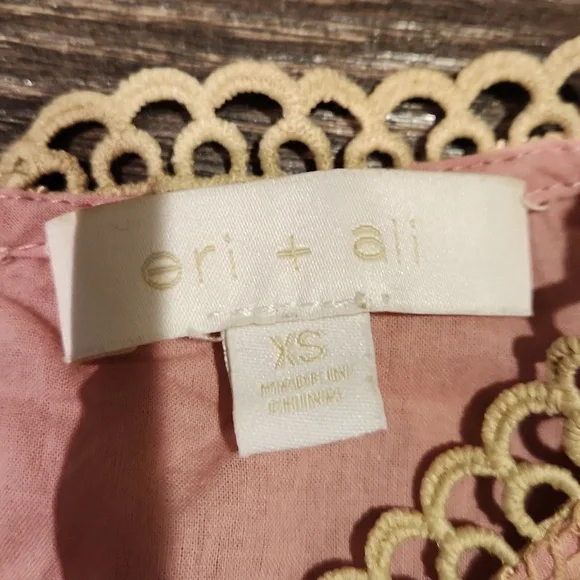 ❤️ NWOT! ANTHROPOLOGIE ERI + ALI SYDNEY LACE BLOUSE / TOP IN BEIGE/PINK, XS - Picture 8 of 12